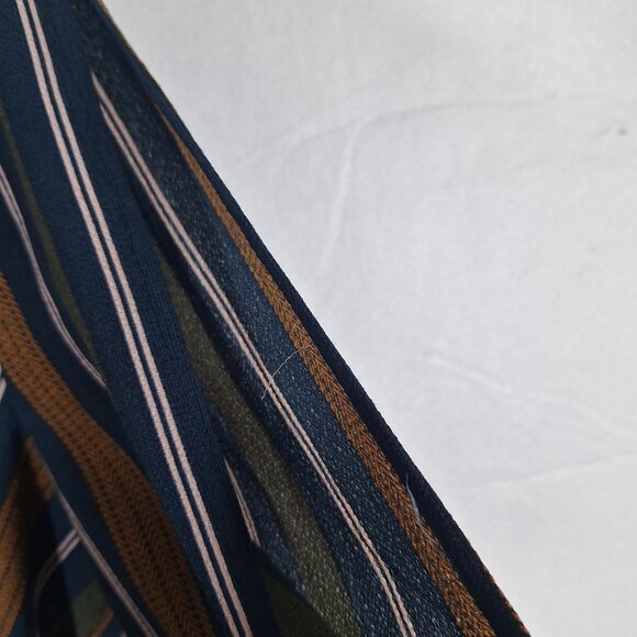 Monteau cold shoulder striped shirt size medium - Picture 5 of 7